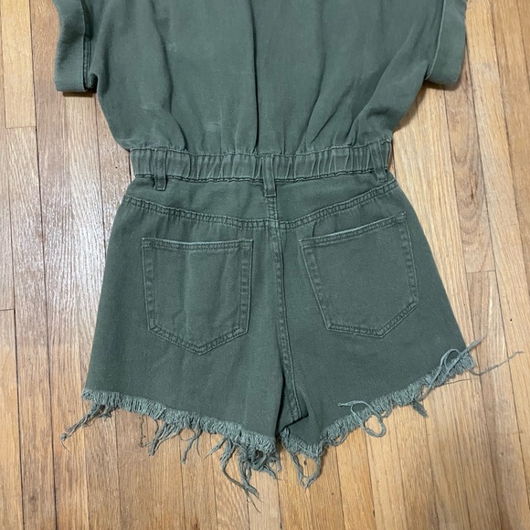 Jessie Denim Romper - Picture 3 of 11